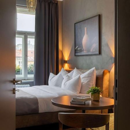 The Viaduct - Suites & More Praga Exterior foto