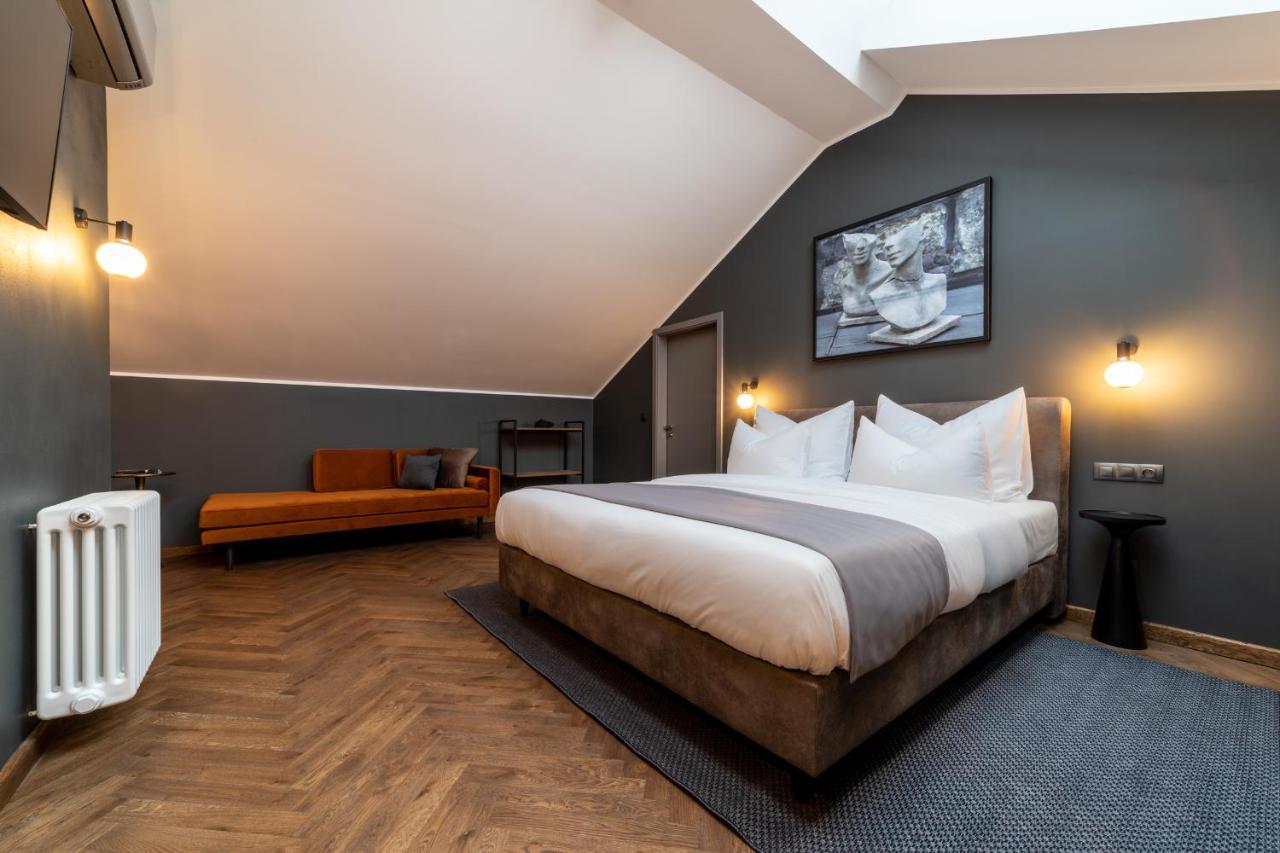 The Viaduct - Suites & More Praga Exterior foto