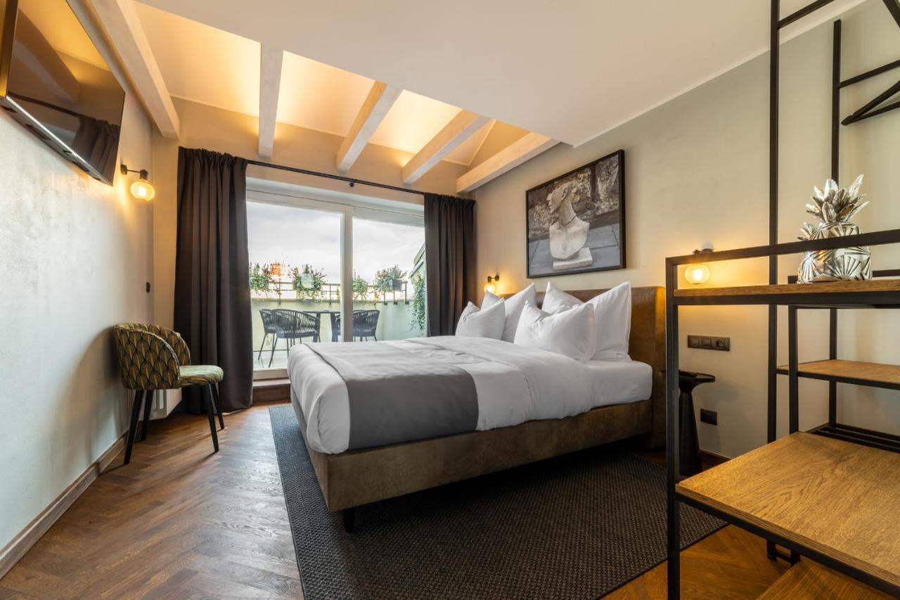 The Viaduct - Suites & More Praga Exterior foto