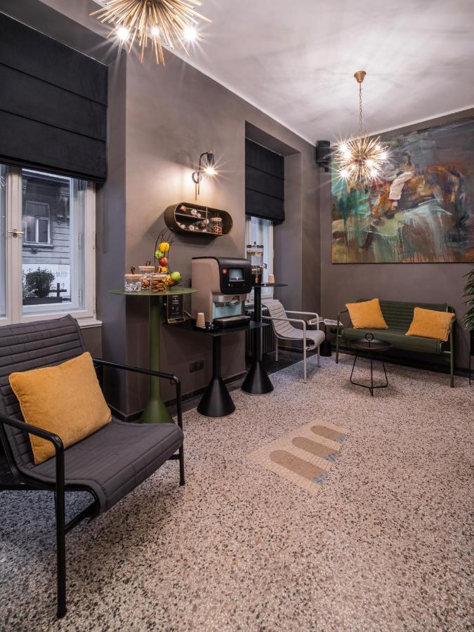 The Viaduct - Suites & More Praga Exterior foto
