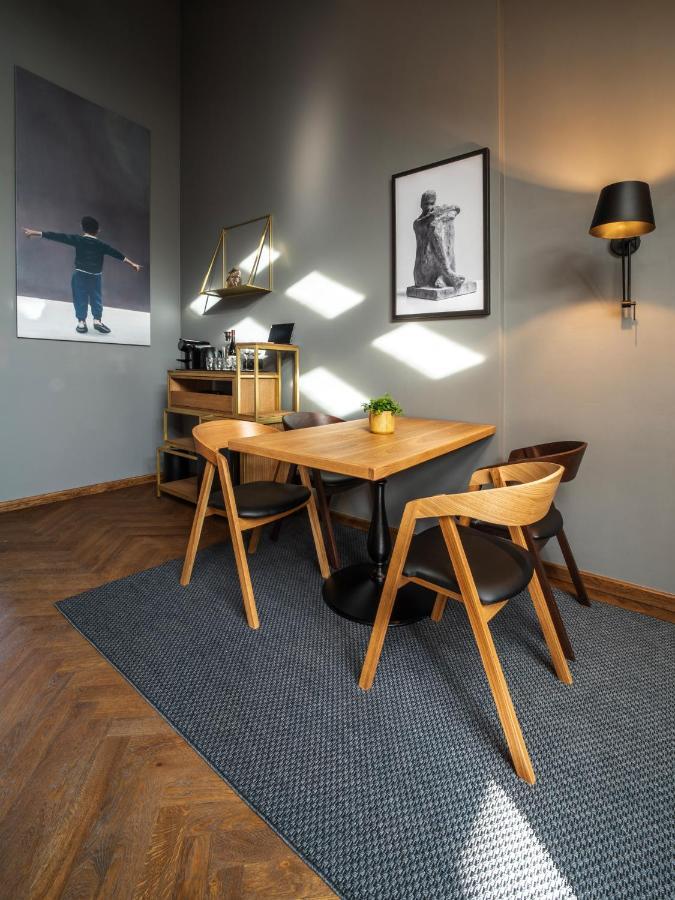 The Viaduct - Suites & More Praga Exterior foto